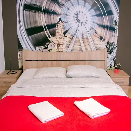 Keleti-garay Apartment *